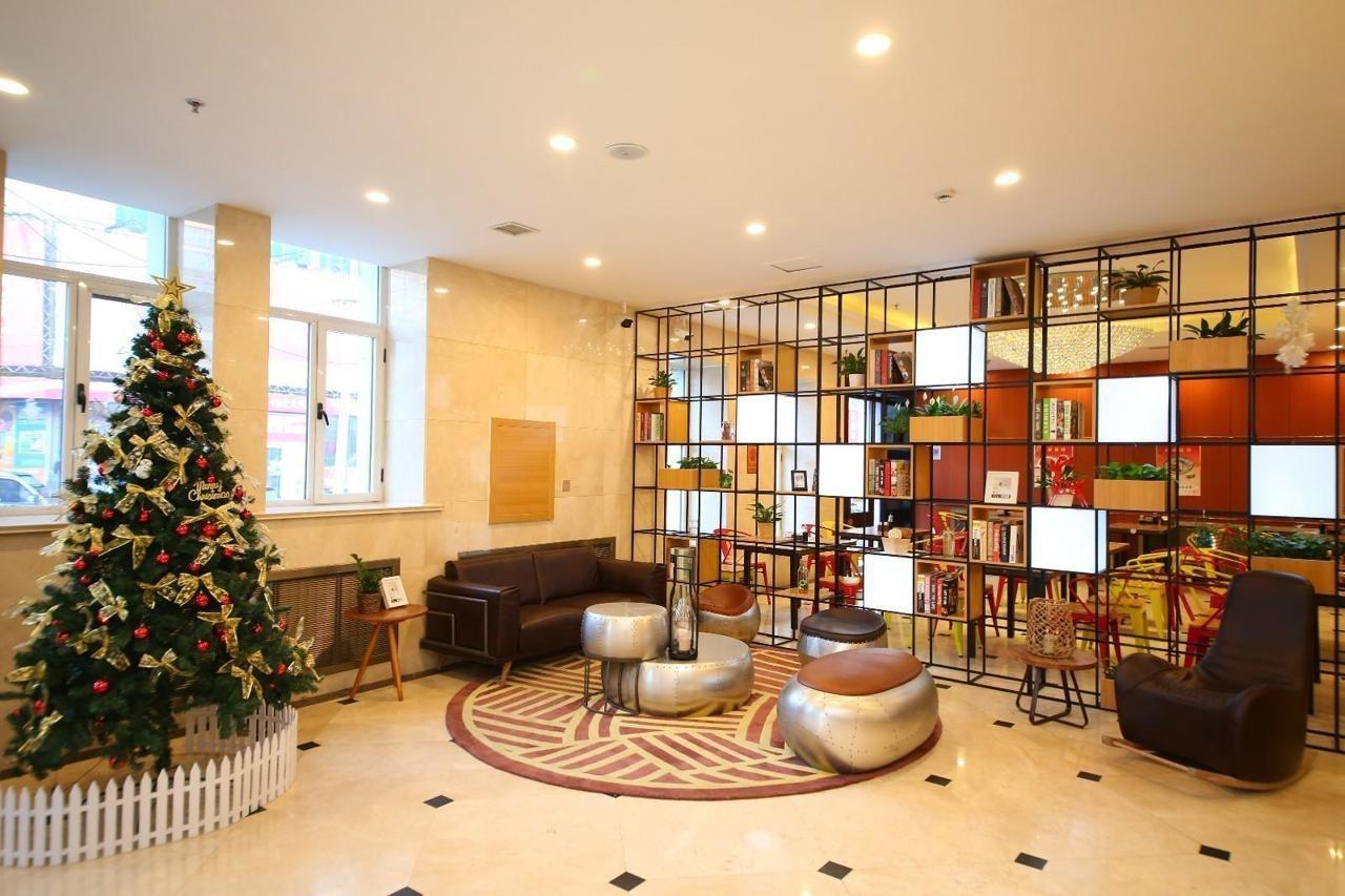 Chonpines Hotel Чанчунь Экстерьер фото