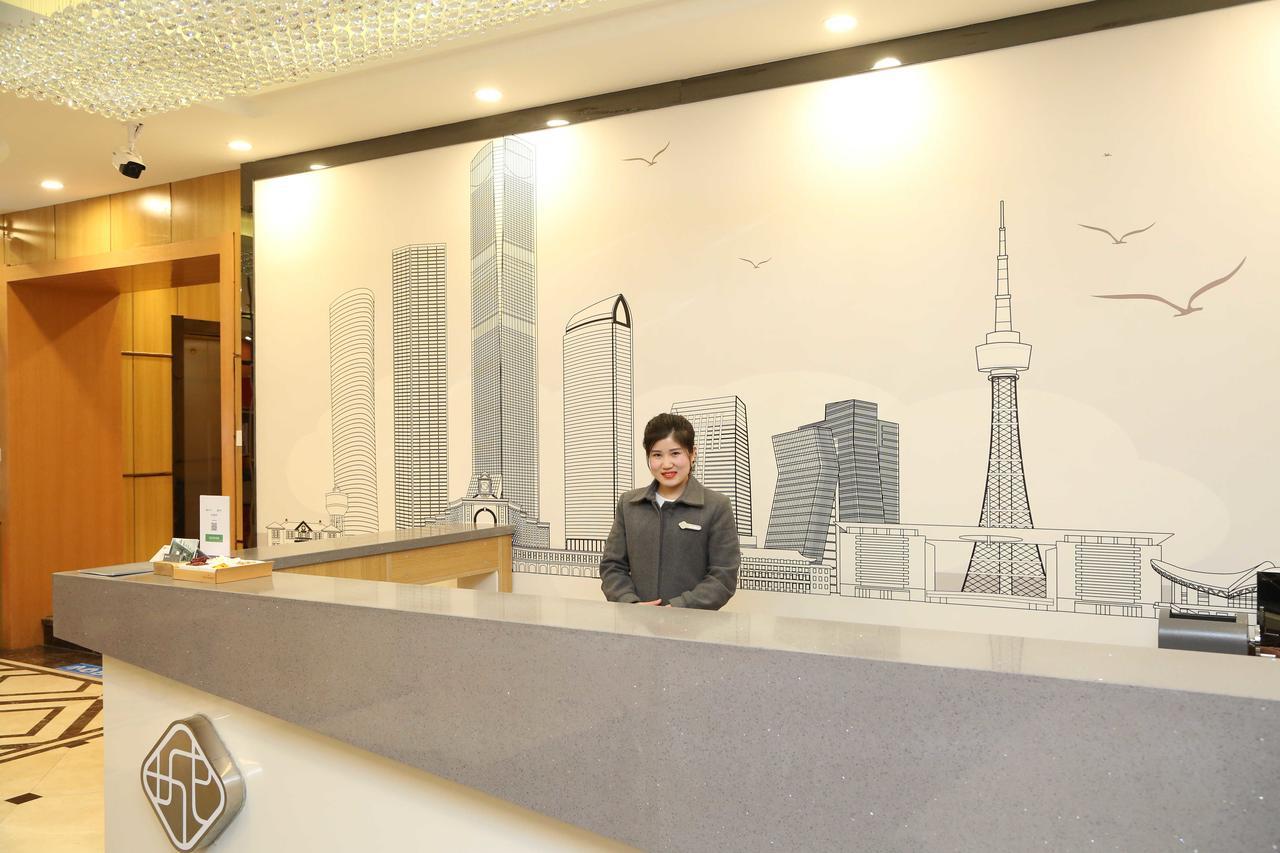 Chonpines Hotel Чанчунь Экстерьер фото