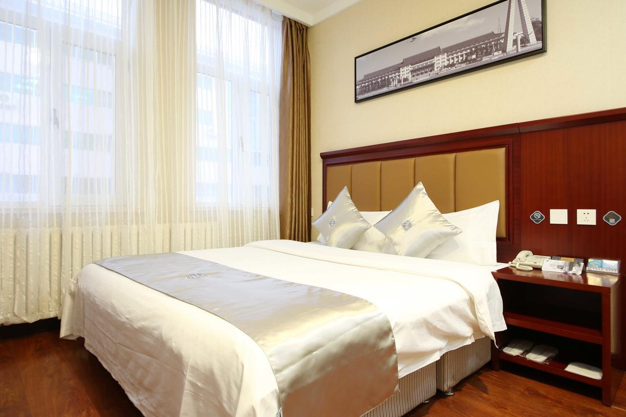 Chonpines Hotel Чанчунь Экстерьер фото