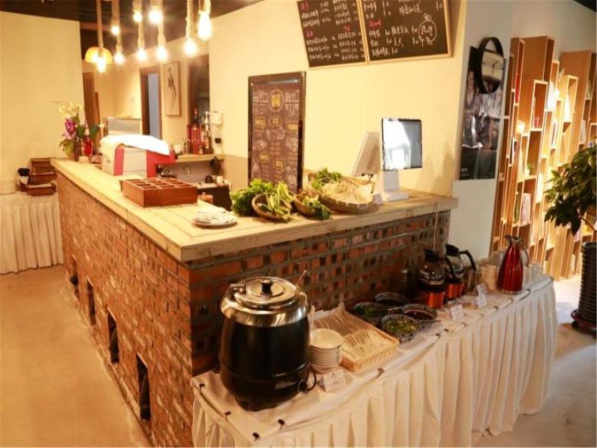 Chonpines Hotel Чанчунь Экстерьер фото